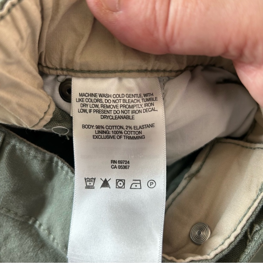 NWT Columbia Cotton Twill Shorts. Size XL/18-20. - Picture 6 of 8